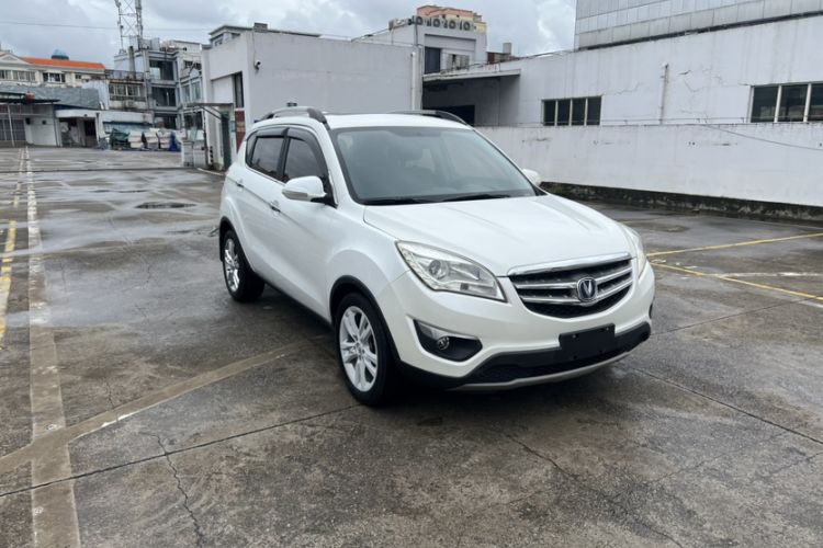 Used CHANGAN CS35 2012 1.6L Automatic Luxury Version China IV Standard Exterior 2