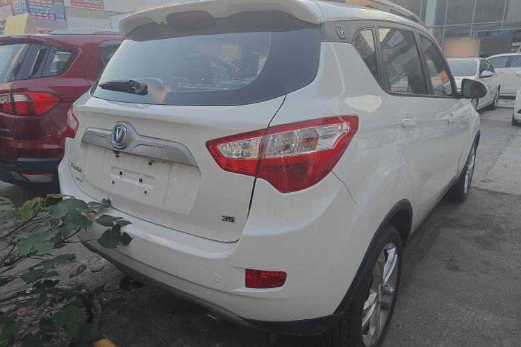 Used CHANGAN CS35 2012 1.6L Manual Luxury Model China IV Standard Exterior 3