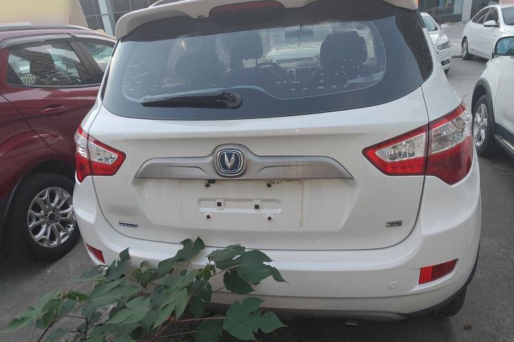 Used CHANGAN CS35 2012 1.6L Manual Luxury Model China IV Standard Exterior 4