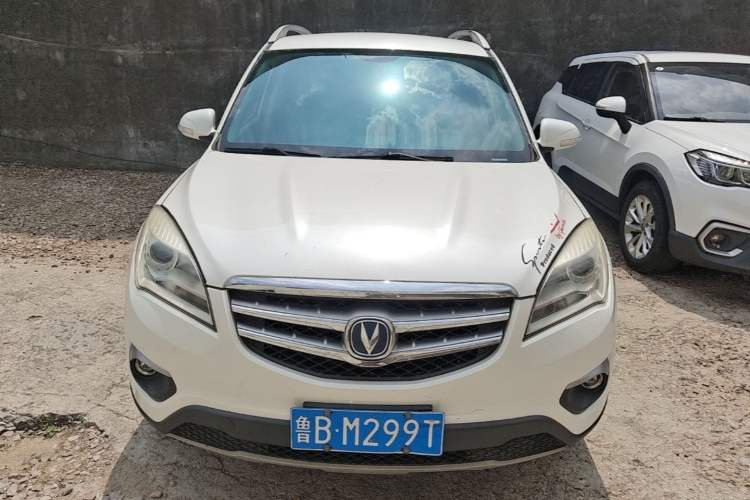 Used CHANGAN CS35 2012 1.6L Manual Comfort Edition China IV Standard Front