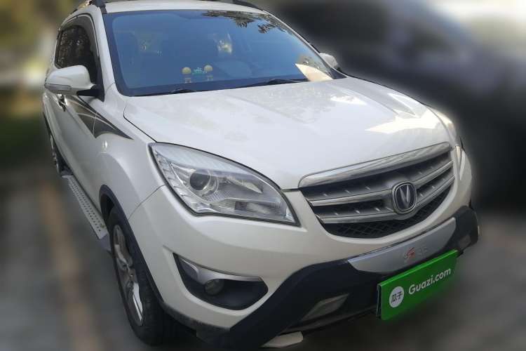 Used CHANGAN CS35 2012 1.6L Automatic Luxury Version China IV Standard Front Right 45 Deg
