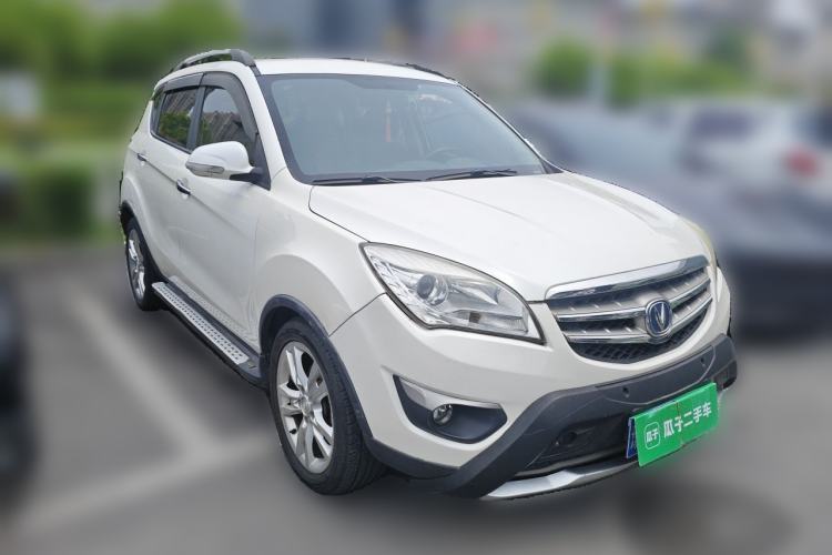 Used CHANGAN CS35 2012 1.6L Automatic Luxury Version China IV Standard Front Right 45 Deg