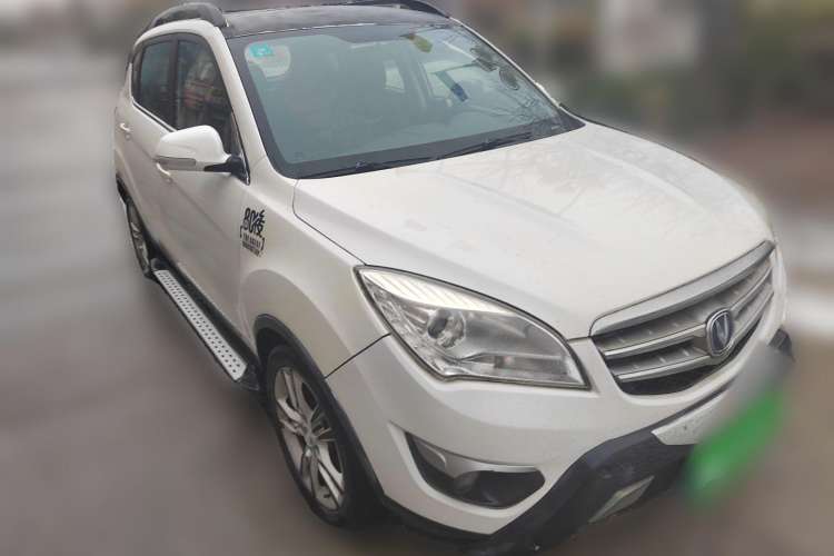 Used CHANGAN CS35 2012 1.6L Manual Comfort Version China V Standard Front Right 45 Deg