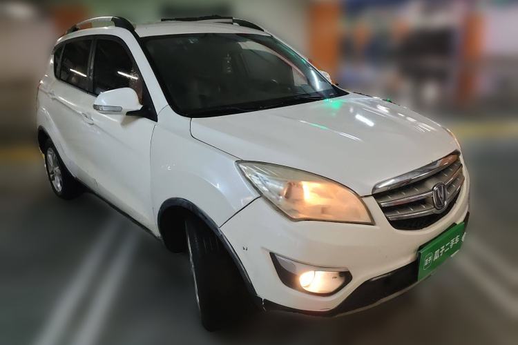 Used CHANGAN CS35 2012 1.6L Manual Comfort Edition China IV Standard Front Right 45 Deg