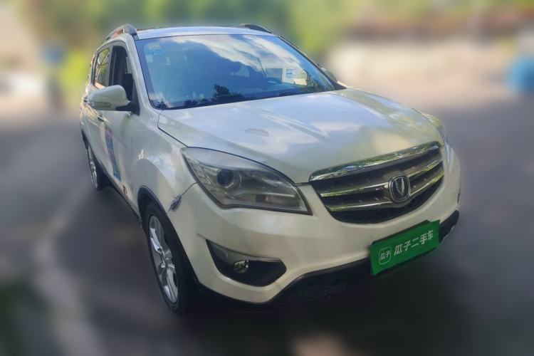 Used CHANGAN CS35 2012 1.6L Automatic Luxury Version China IV Standard Front Right 45 Deg