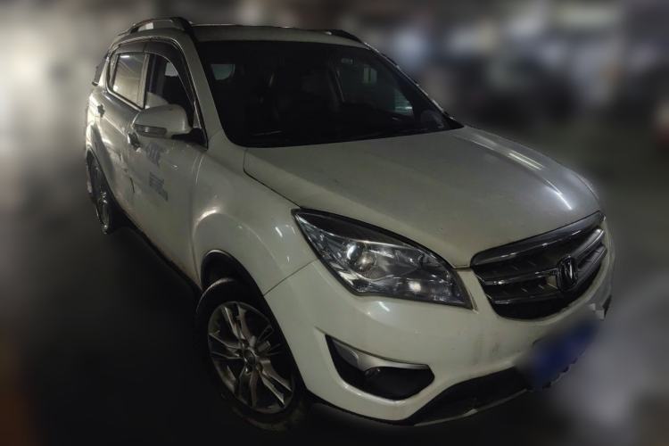 Used CHANGAN CS35 2012 1.6L Automatic Luxury Version China V Standard Front Right 45 Deg