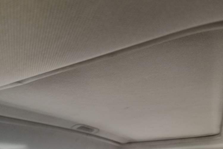 Used CHANGAN CS35 2012 1.6L Manual Luxury Model China IV Standard Headliner