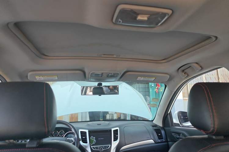Used CHANGAN CS35 2012 1.6L Automatic Luxury Version China V Standard Headliner