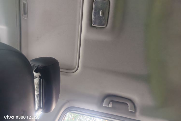 Used CHANGAN CS35 2012 1.6L Automatic Luxury Version China IV Standard Headliner