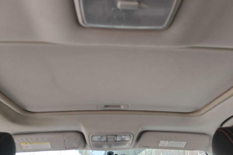 Used CHANGAN CS35 2012 1.6L Manual Luxury Model China IV Standard Headliner