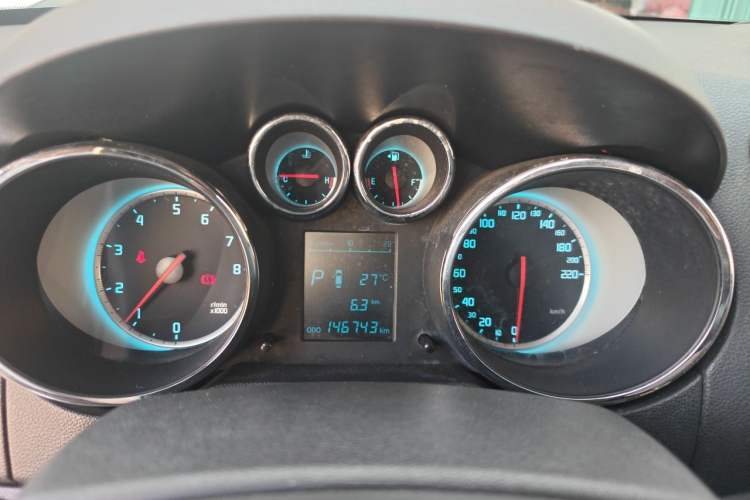 Used CHANGAN CS35 2012 1.6L Automatic Luxury Version China V Standard Instrument Cluster