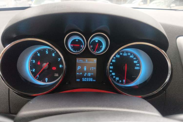 Used CHANGAN CS35 2012 1.6L Automatic Luxury Version China IV Standard Instrument Cluster
