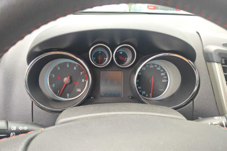 Used CHANGAN CS35 2012 1.6L Automatic Luxury Version China IV Standard Instrument Cluster
