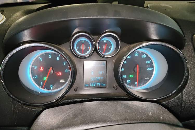 Used CHANGAN CS35 2012 1.6L Manual Comfort Edition China IV Standard Instrument Cluster