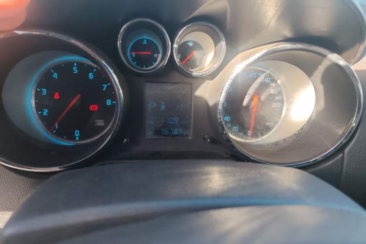 Used CHANGAN CS35 2012 1.6L Automatic Luxury Version China IV Standard Instrument Cluster