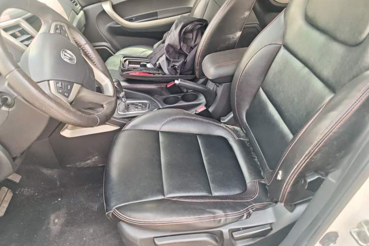 Used CHANGAN CS35 2012 1.6L Automatic Luxury Version China IV Standard Left Front Seat