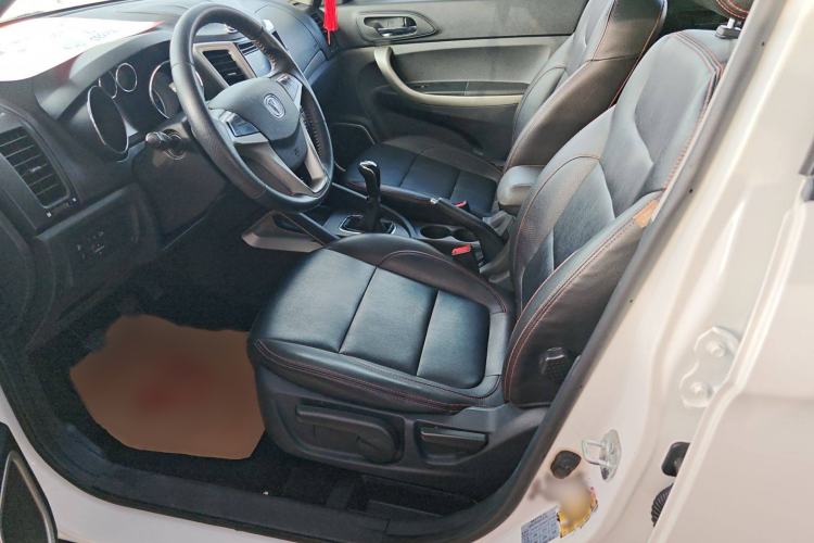 Used CHANGAN CS35 2012 1.6L Manual Luxury Model China IV Standard Left Front Seat