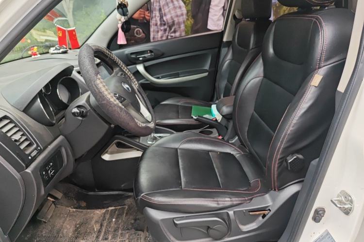 Used CHANGAN CS35 2012 1.6L Automatic Luxury Version China IV Standard Left Front Seat