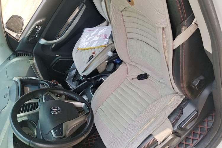 Used CHANGAN CS35 2012 1.6L Manual Comfort Edition China IV Standard Left Front Seat