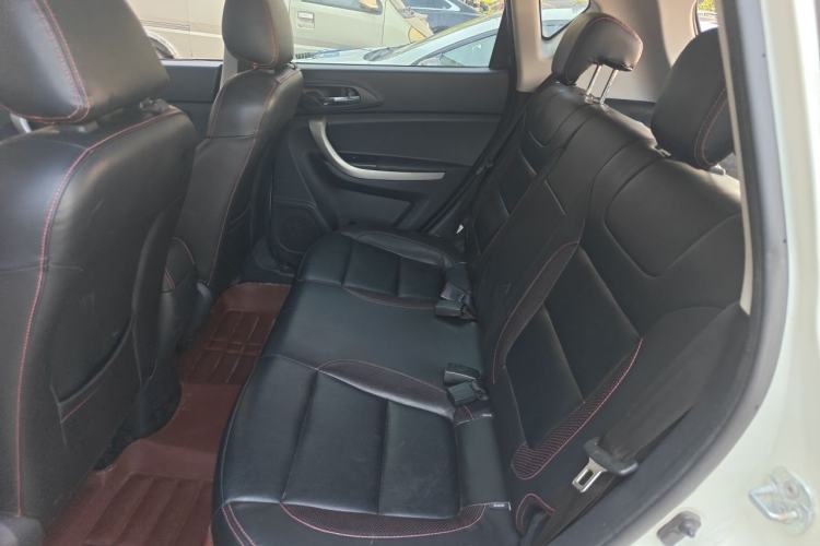 Used CHANGAN CS35 2012 1.6L Automatic Luxury Version China V Standard Left Rear Seat