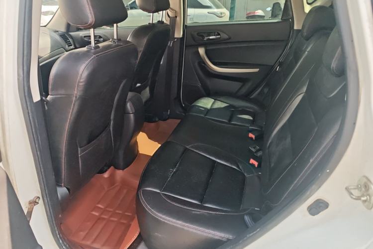 Used CHANGAN CS35 2012 1.6L Automatic Luxury Version China IV Standard Left Rear Seat