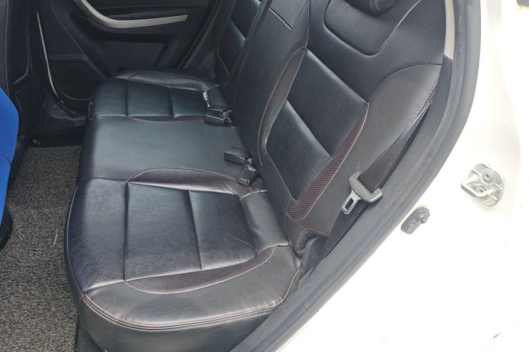 Used CHANGAN CS35 2012 1.6L Automatic Luxury Version China IV Standard Left Rear Seat