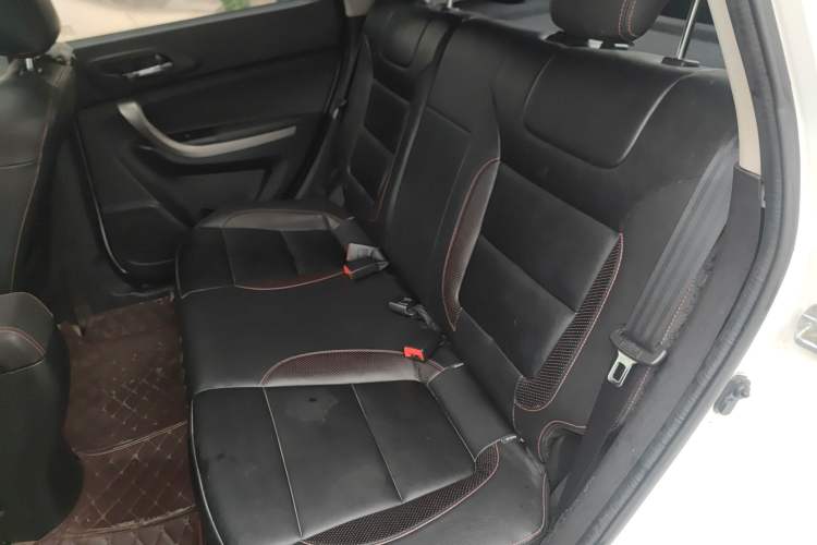 Used CHANGAN CS35 2012 1.6L Manual Luxury Model China IV Standard Left Rear Seat