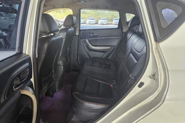 Used CHANGAN CS35 2012 1.6L Manual Comfort Edition China IV Standard Left Rear Seat