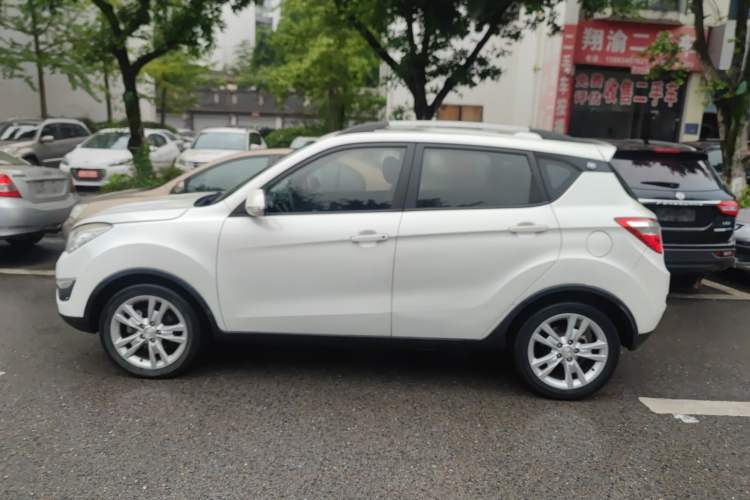 Used CHANGAN CS35 2012 1.6L Manual Luxury Model China IV Standard Left Side