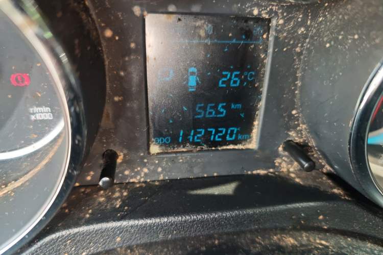 Used CHANGAN CS35 2012 1.6L Automatic Luxury Version China IV Standard Odometer Close Up