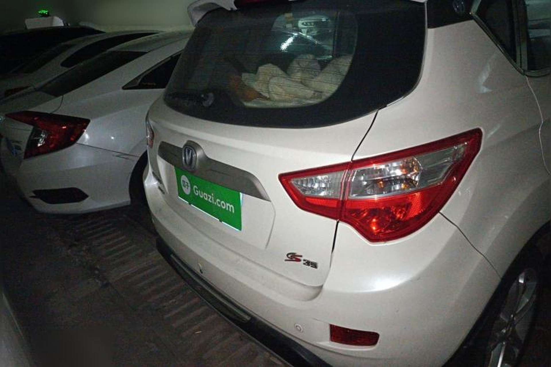 Used CHANGAN CS35 2012 1.6L Manual Luxury Model China IV Standard Rear