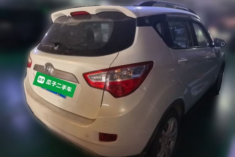 Used CHANGAN CS35 2012 1.6L Manual Luxury Model China IV Standard Rear Right 45 Deg