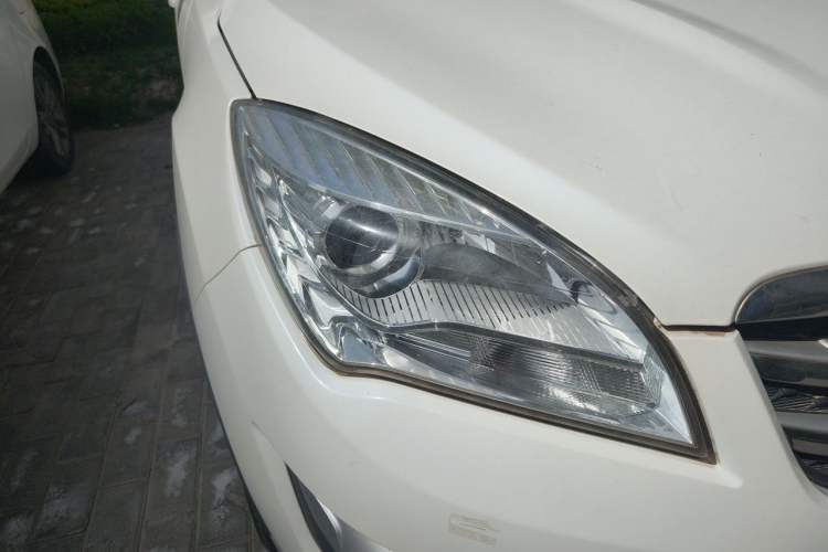 Used CHANGAN CS35 2012 1.6L Automatic Luxury Version China V Standard Right Front Headlight