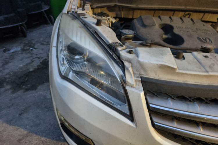Used CHANGAN CS35 2012 1.6L Manual Luxury Model China IV Standard Right Front Headlight