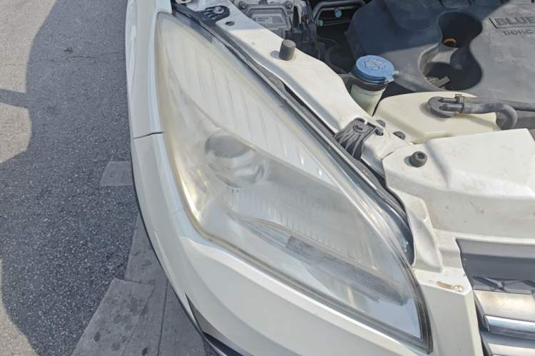 Used CHANGAN CS35 2012 1.6L Manual Luxury Model China IV Standard Right Front Headlight