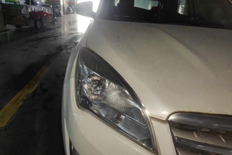 Used CHANGAN CS35 2012 1.6L Automatic Luxury Version China V Standard Right Front Headlight