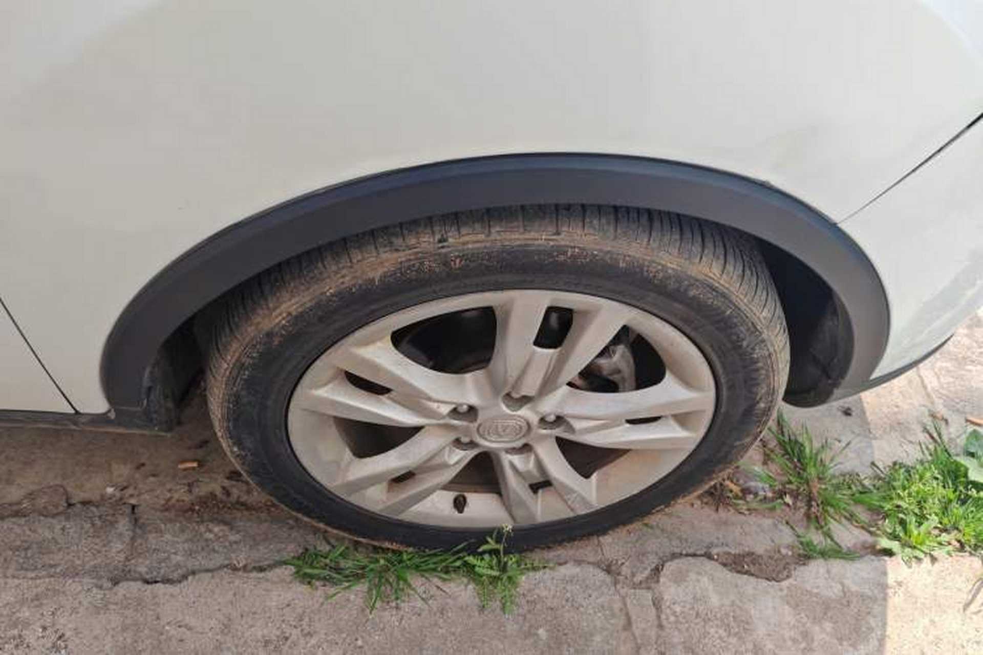 Used CHANGAN CS35 2012 1.6L Manual Luxury Model China IV Standard Right Front Wheel Hub
