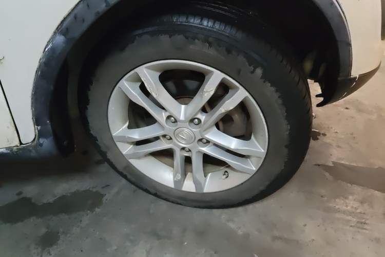 Used CHANGAN CS35 2012 1.6L Manual Comfort Edition China IV Standard Right Front Wheel Hub