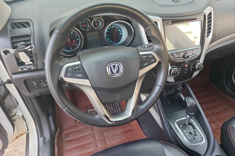 Used CHANGAN CS35 2012 1.6L Automatic Luxury Version China V Standard Steering Wheel