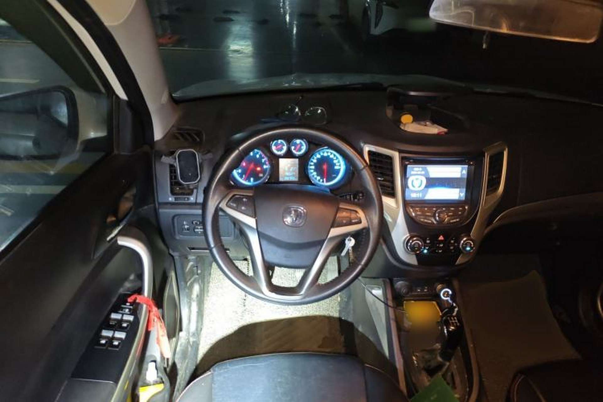 Used CHANGAN CS35 2012 1.6L Manual Luxury Model China IV Standard Steering Wheel