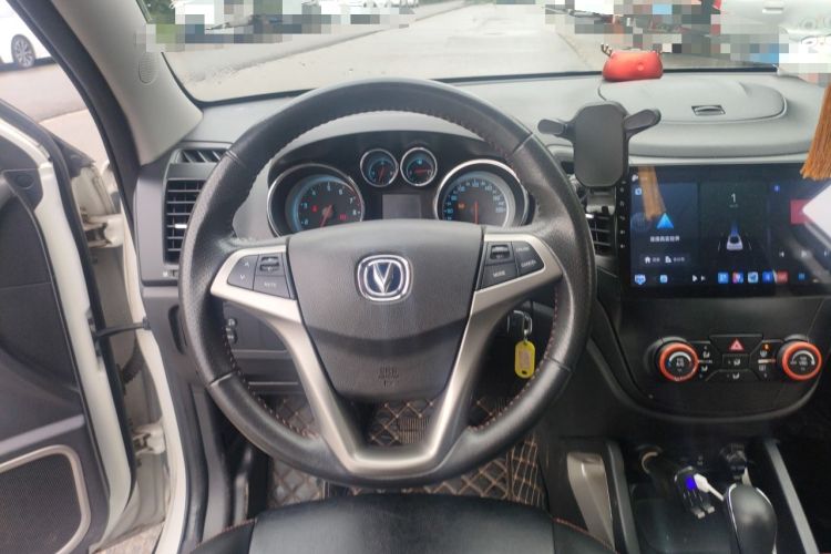 Used CHANGAN CS35 2012 1.6L Automatic Luxury Version China IV Standard Steering Wheel