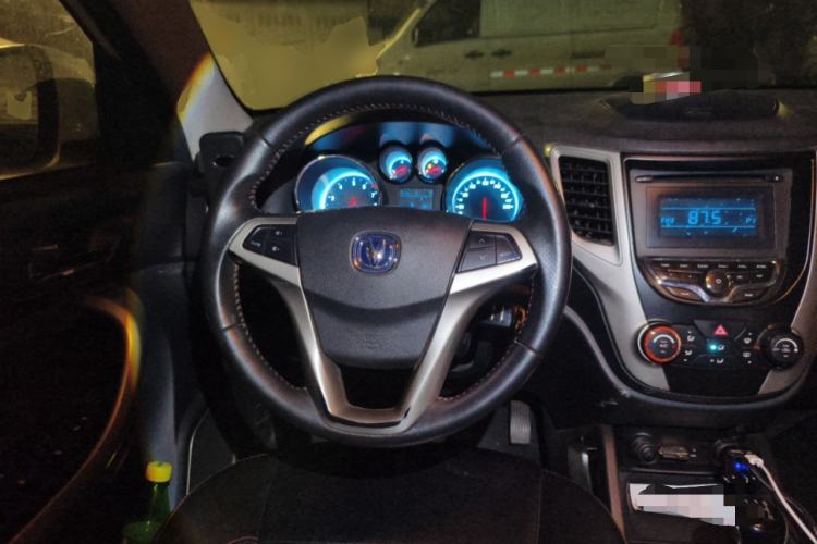 Used CHANGAN CS35 2012 1.6L Manual Luxury Model China IV Standard Steering Wheel