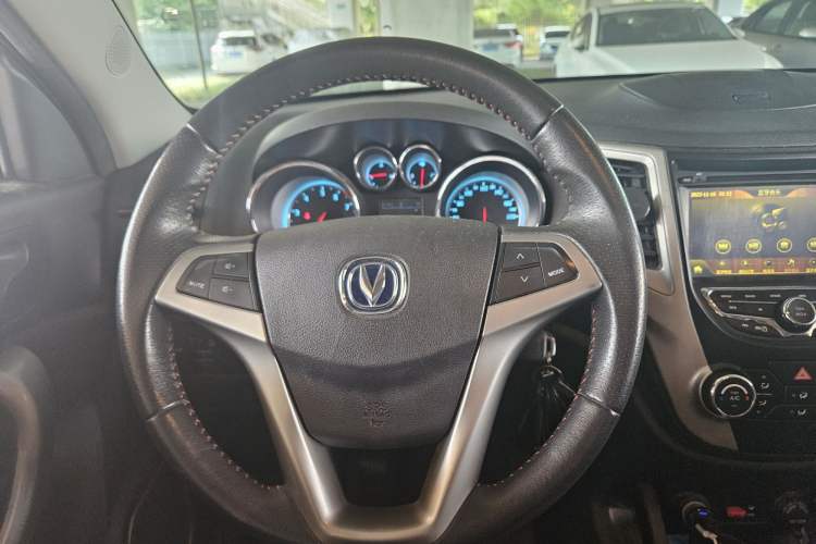 Used CHANGAN CS35 2012 1.6L Manual Comfort Edition China IV Standard Steering Wheel