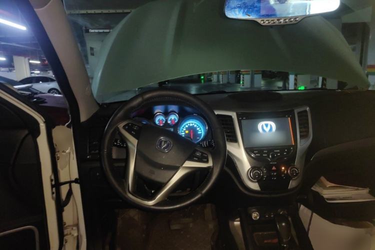 Used CHANGAN CS35 2012 1.6L Automatic Luxury Version China V Standard Steering Wheel