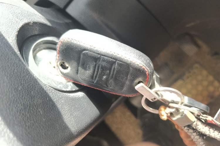 Used CHANGAN CS35 2012 1.6L Automatic Luxury Version China V Standard Vehicle Key