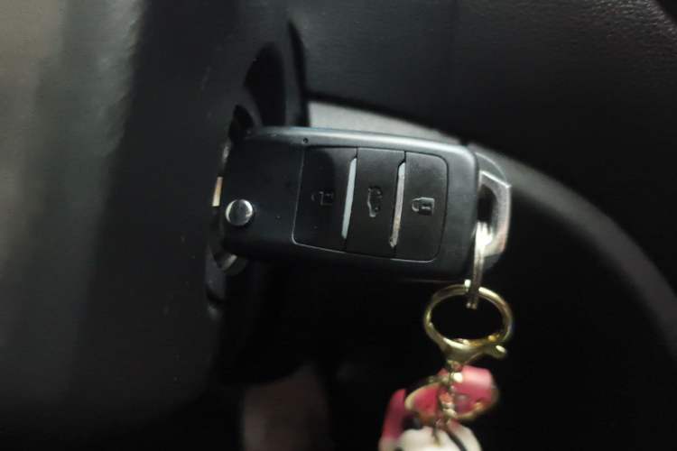Used CHANGAN CS35 2012 1.6L Automatic Luxury Version China IV Standard Vehicle Key
