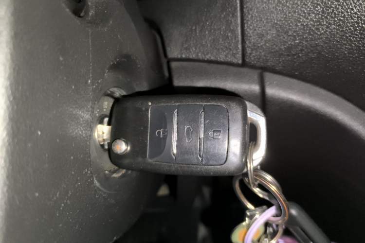 Used CHANGAN CS35 2012 1.6L Automatic Luxury Version China IV Standard Vehicle Key