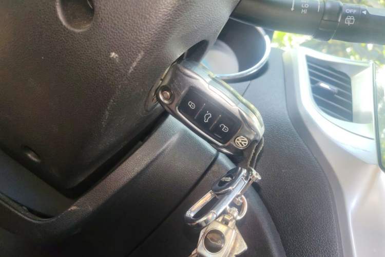 Used CHANGAN CS35 2012 1.6L Automatic Luxury Version China IV Standard Vehicle Key