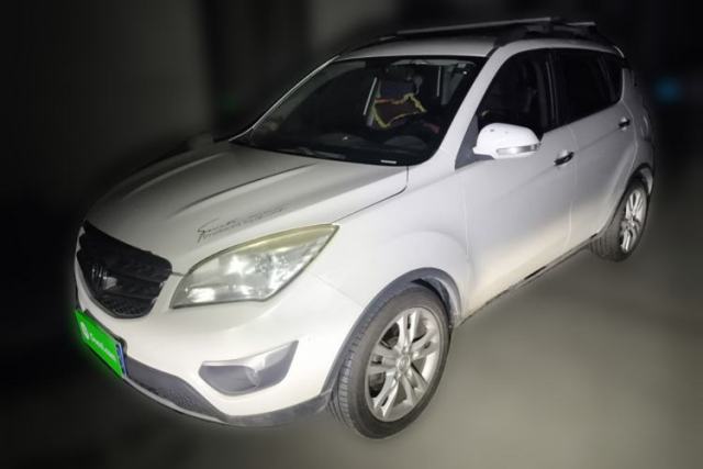 Used CHANGAN CS35 2012 1.6L Automatic Luxury Version China IV Standard