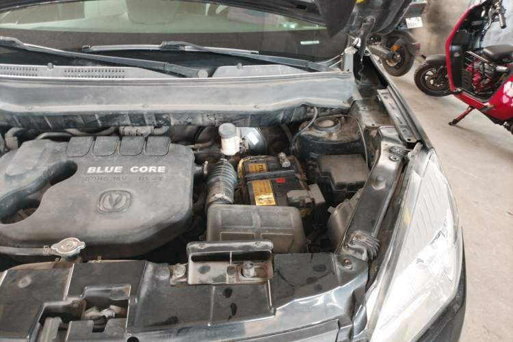 Used CHANGAN CS35 2014 1.6L Automatic Luxury Model China IV Standard Engine Bay Left